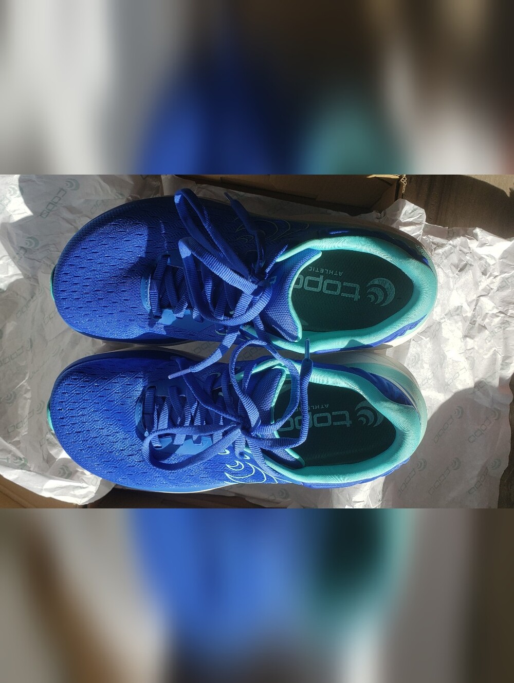 US7.5 Topo Women’s Athletic Running Shoes - Blue with Teal Trim